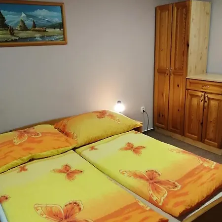 Jendral Penzión pre hostí Hrabusice